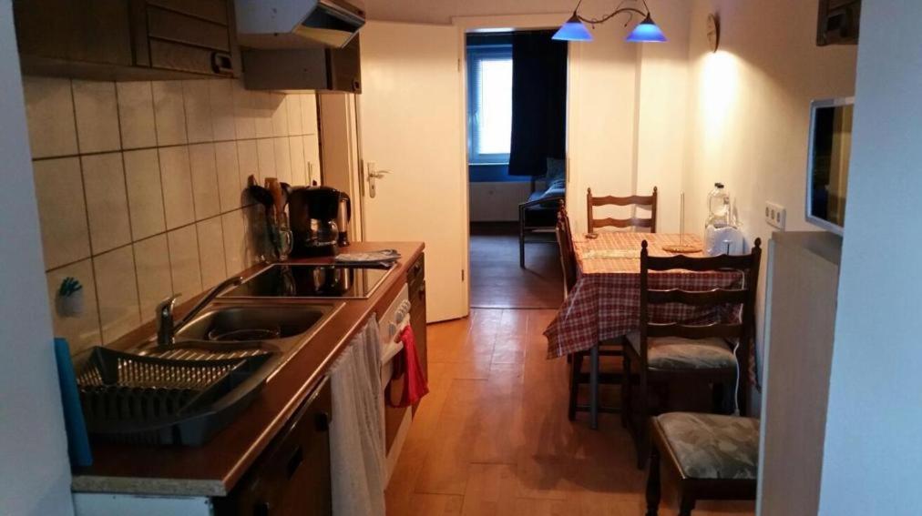 Worker-Flat Appartement Gelsenkirchen Buitenkant foto