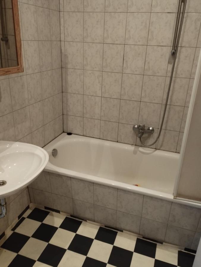 Worker-Flat Appartement Gelsenkirchen Buitenkant foto